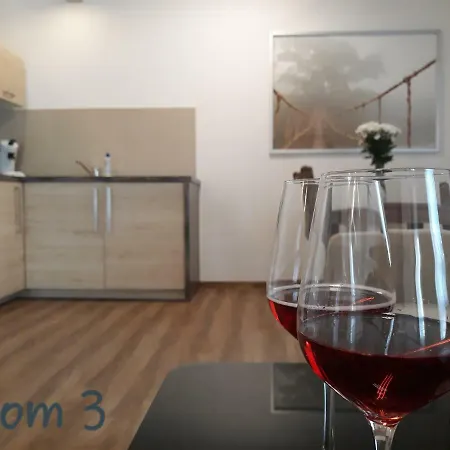 Modernes Apartment Metzingen Mittelstadt Esterno foto