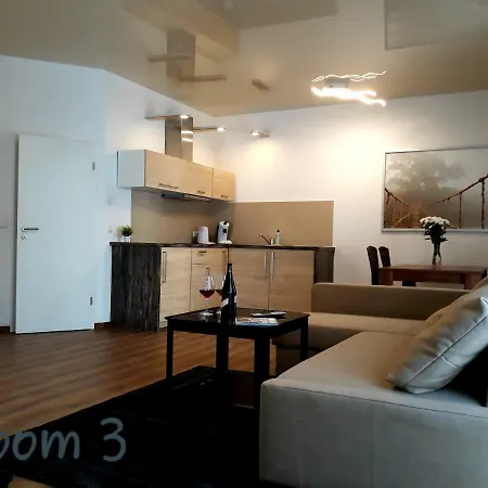 Modernes Apartment Metzingen Mittelstadt Esterno foto